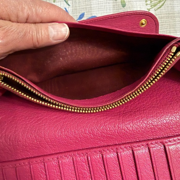 Miu Miu Fuchsia Leather Long Flap Wallet with Gold Logo - Picture 13 of 16